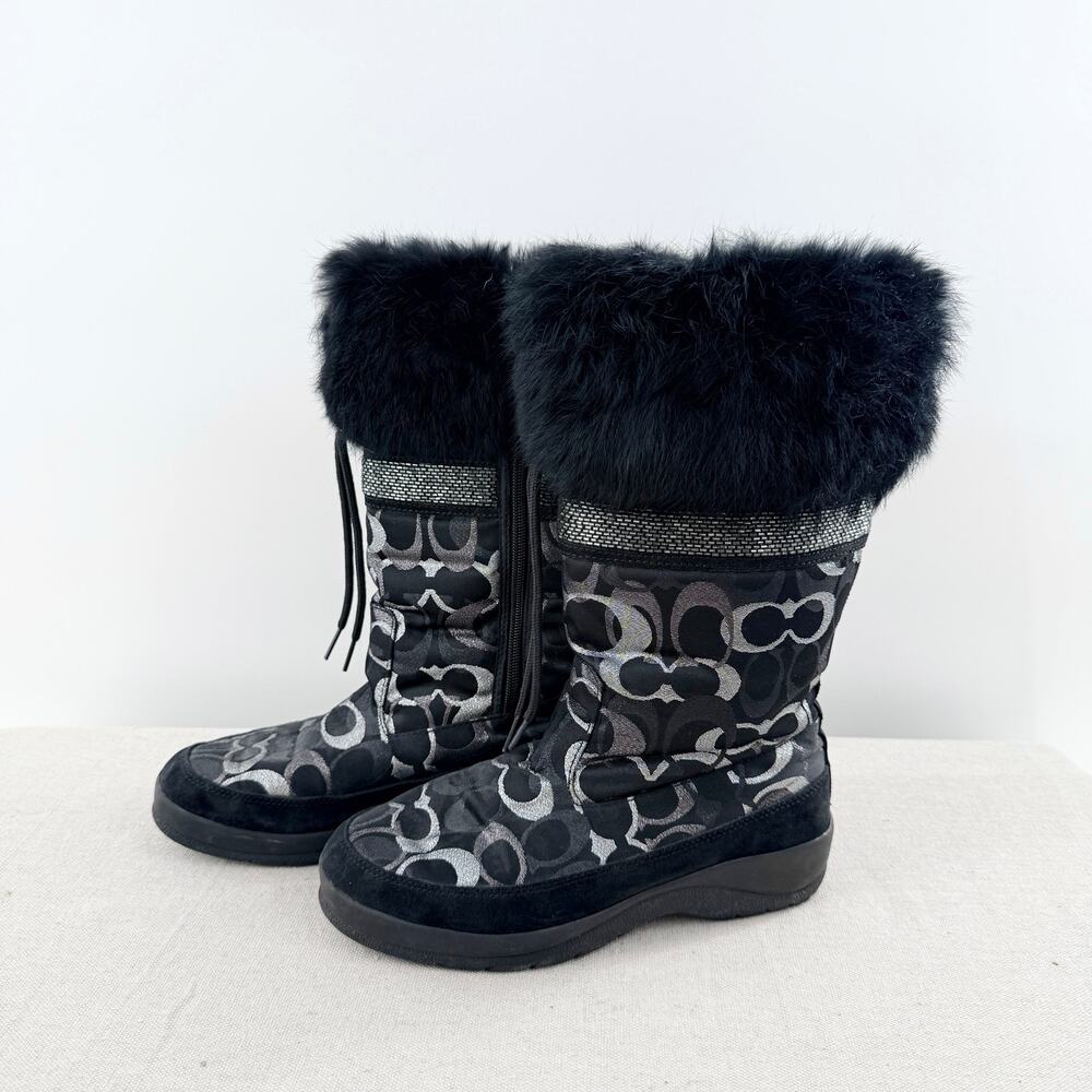 Coach Lizzie Faux Fur Trim Quilted Monogram Snow Winter Boots Black Silver 8.5
